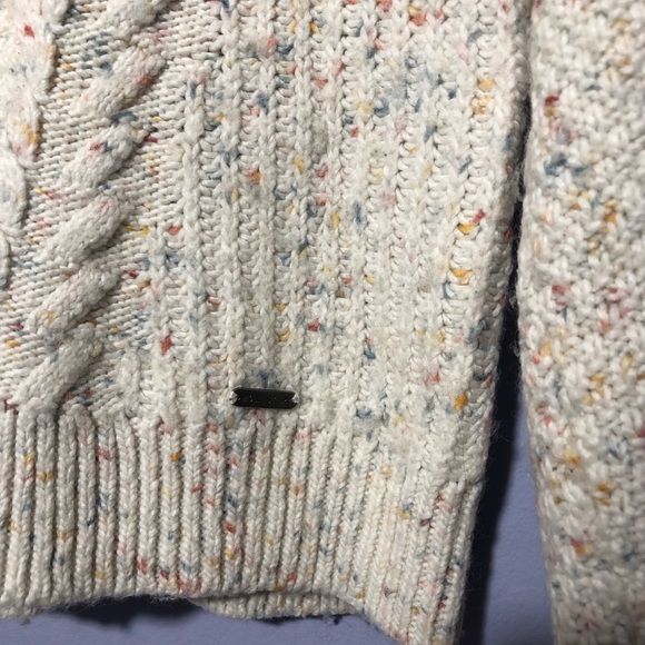🦋Hollister knit sweater🦋 - Picture 3 of 4